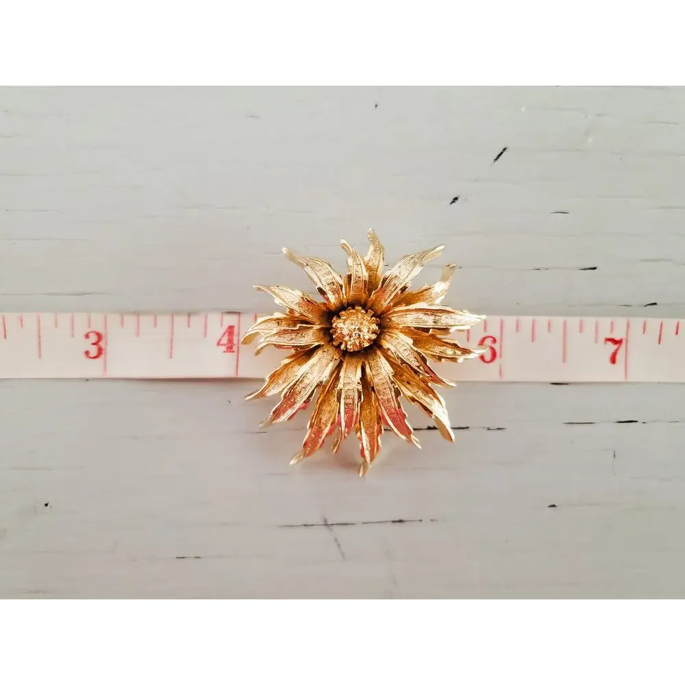 Vintage Signed Art Arthur Pepper 2 Layer Gold Tone Flower Brooch Pin